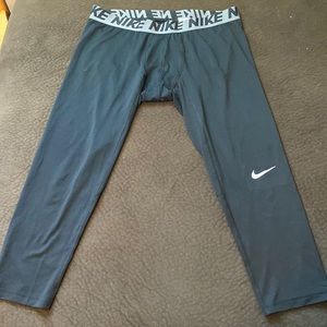 Nike XL Men’s 3/4 length tights